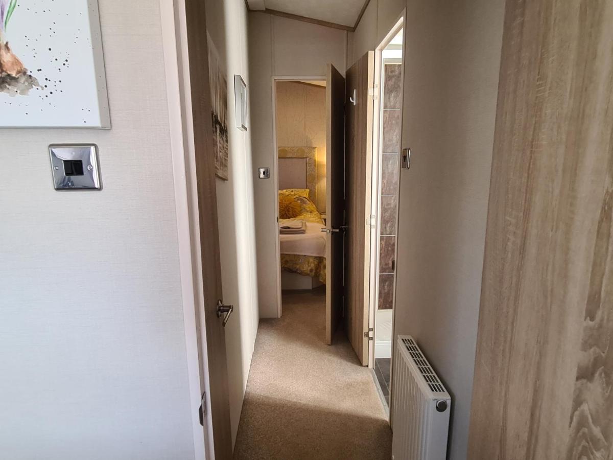 Helmsley Luxury Lodge ロジーマス エクステリア 写真